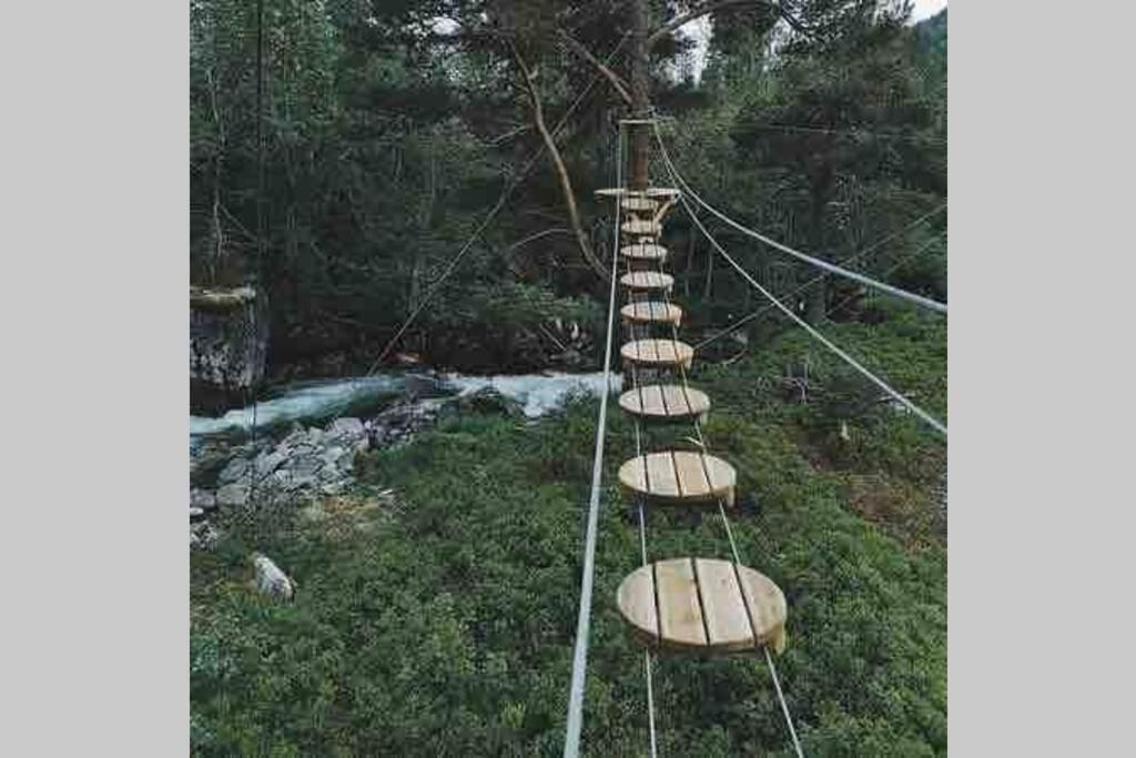 Hytte I Stryn Med Elbil Lader Buitenkant foto
